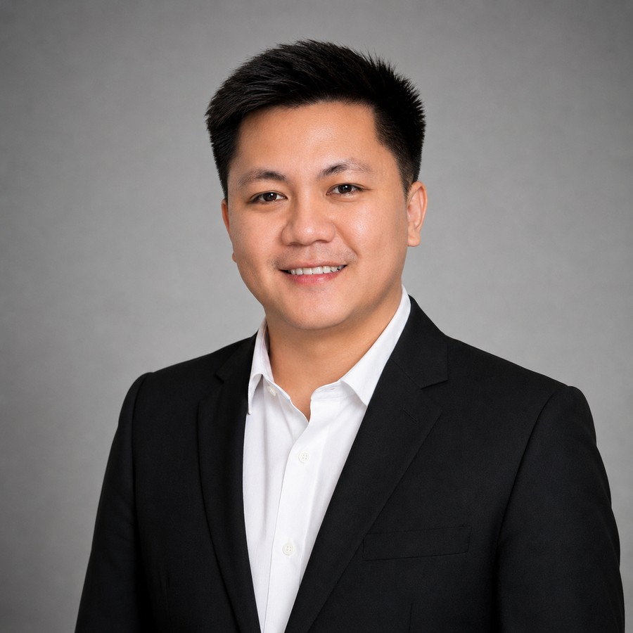 Professional portrait of Junrey Quico